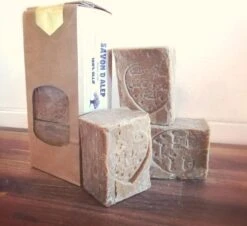 Pure Aleppo Zeep (3 Stuks) -100% Olijfolie- Savon D'Alep - Olijfolie Zeep -Verzorgings Producten Winkel 1200x1097 2