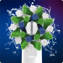 Oral B Oral-B CrossAction - Met CleanMaximiser-technologie - Opzetborstels - 3 Stuks -Verzorgings Producten Winkel 1200x1200 1569