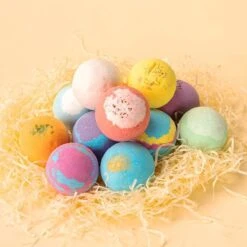 Nixnix - Bath Bombs 12 Stuks - Bruisballen Voor In Bad - 12 Etherische Aroma Bad Bommen - Giftset - Cadeau - 60g Per Stuk - Bruis Ballen Bad - Badballen -Verzorgings Producten Winkel 1200x1200 560