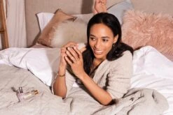 Sally Hansen Instant Cuticle Remover - Nagelriemverzorging -Verzorgings Producten Winkel 1200x800 2