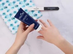 Herome Handcreme - Daily Protection SPF 8 - Voor De Dagelijkse Verzorging, Beschermend En Trekt Snel In - 75ml. -Verzorgings Producten Winkel 1200x900