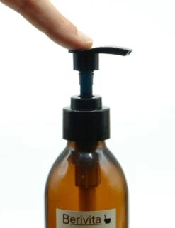 Amandelolie Puur 200ml Pompfles - Glas - Zoete Amandel Olie Voor Huid En Haren - Sweet Almond Oil -Verzorgings Producten Winkel 923x1200